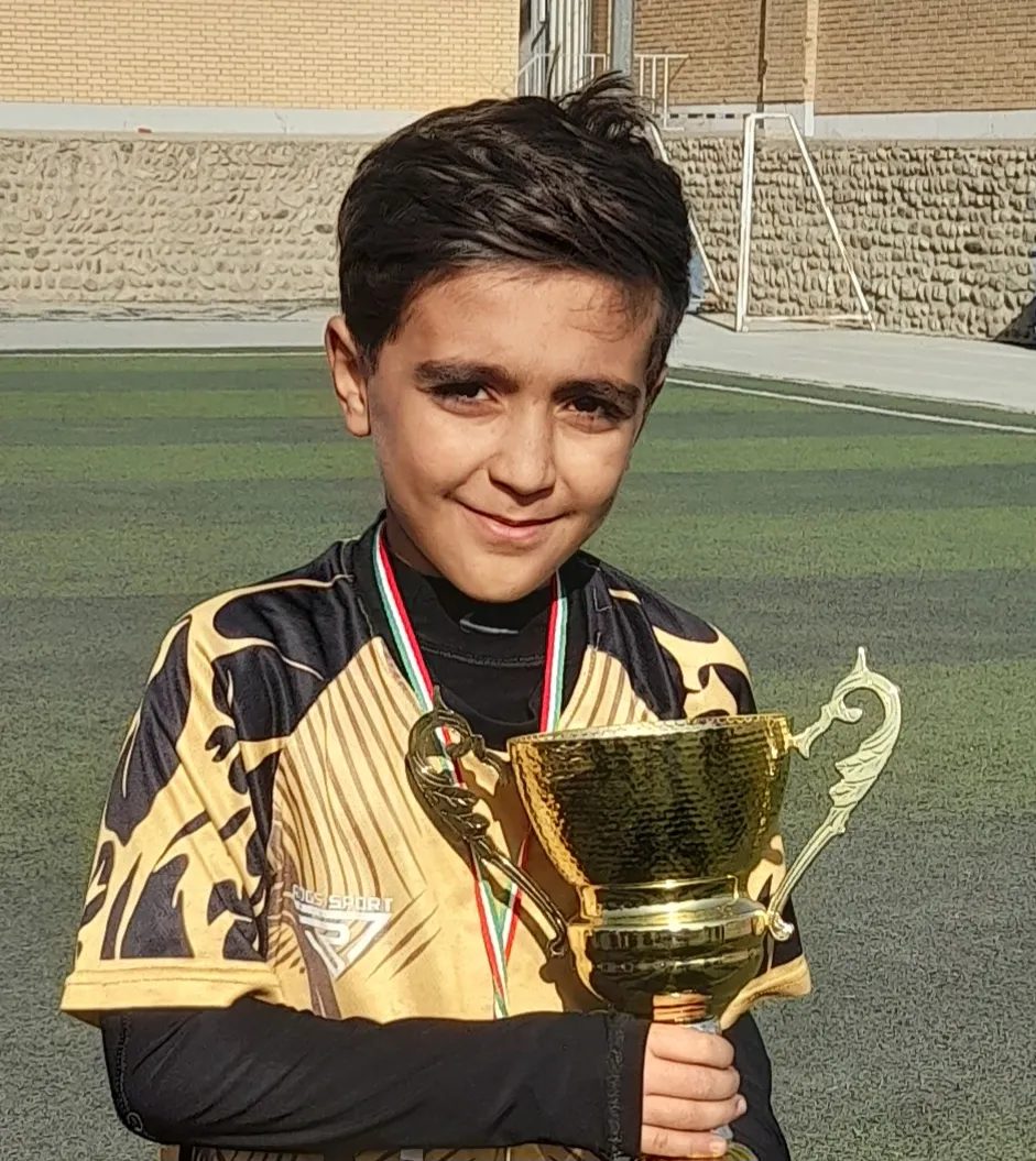 آرسام غلامی