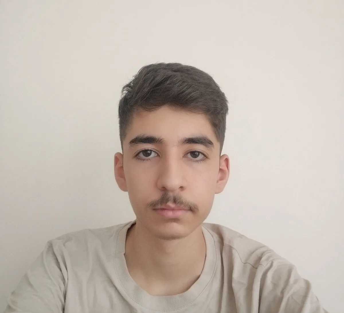 نیما صادقی